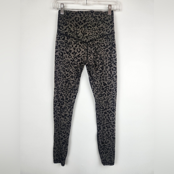 Athleta Elation Ultra High-Rise Tight Animal Print Size XS. - Picture 2 of 9